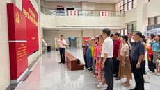 广西艺术学校党委开展庆祝中国共产党成立105周年主题党日暨“光荣在党50年”纪念章授予仪式